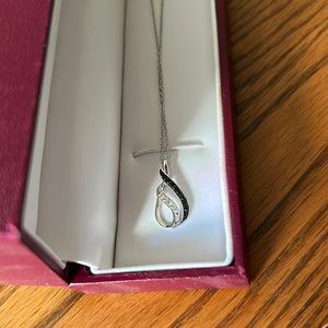 New with box, diamond and black diamond with chain